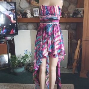 Prom homecoming or pageant dress